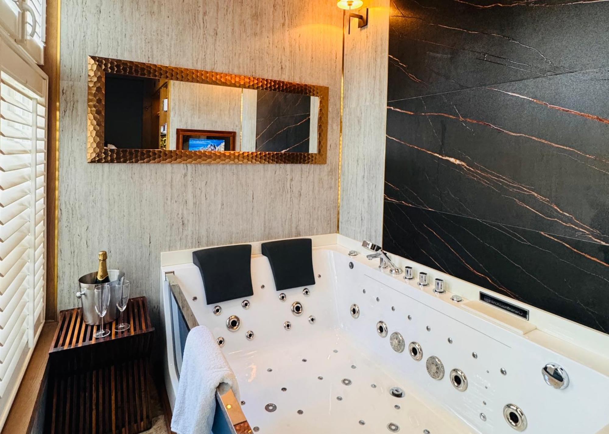 Mala Anglia Deluxe Rooms & Spa Sopot Luaran gambar